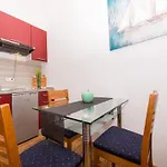 Appartamento Stil - With Balcony And Sea View 201