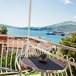 Stil - With Balcony And Sea View 201 Traù