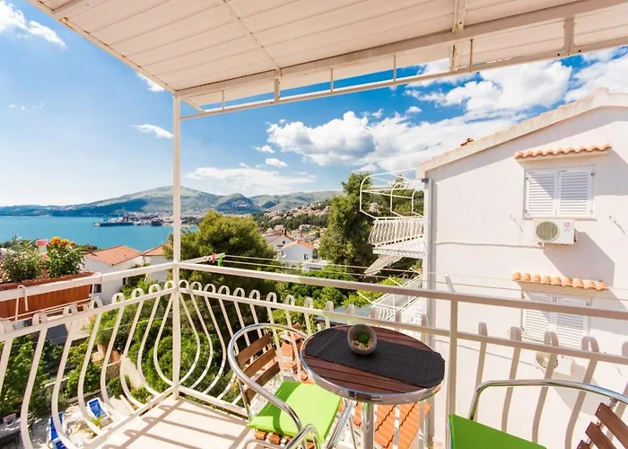Lägenhet Stil - With Balcony And Sea View 201 *