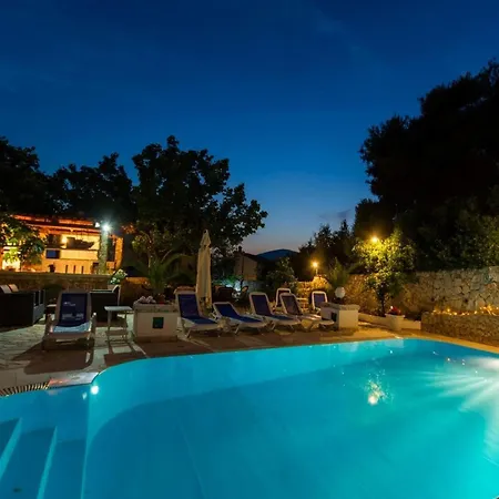 Stil - With Balcony And Sea View 201 شقة